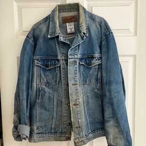 Wrangler Vintage Distressed Blue Denim Jack
